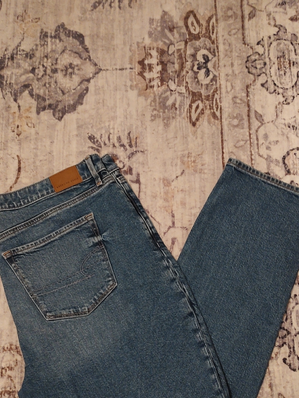 American Eagle Outfitters Women's Medium Blue Straight Jeans